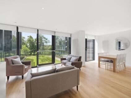5/5 Simpson Loan, Edinburgh, EH3