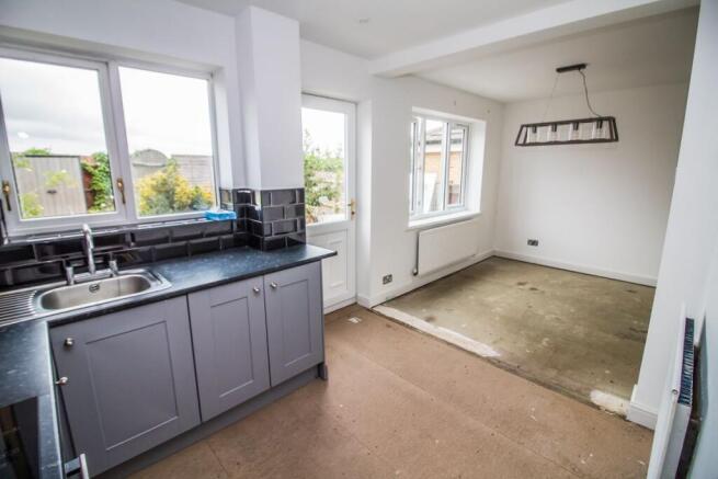 Kitchen Pic 2.