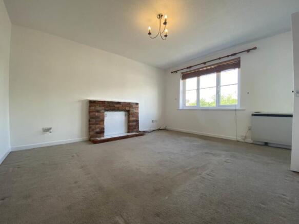 21 Avon View Road Lo