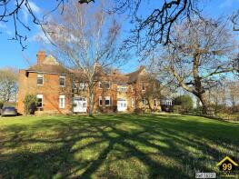 2, Beech Court, Wimble Hill, Crondall, Farnham GU10 5HL