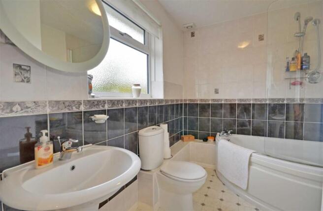 En-suite Bathroom