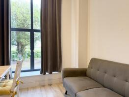 Flat 6, Elvian House, Nixey Close, Slough SL1 1GN