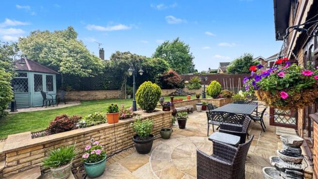 Chatsworth Drive, Mansfield, NG18 photo 4
