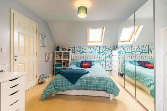 Bedroom 5 (Double)