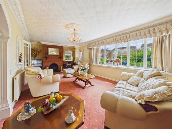 3 bed Detached for sale Image 7