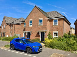 10, Larkspur Close, Newport PO30 2GG