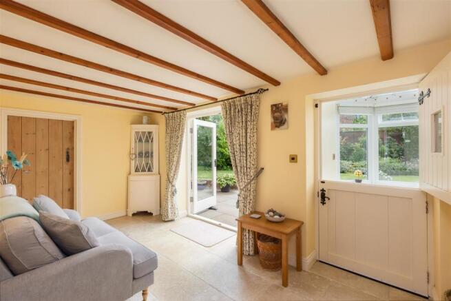 The Willows-Garden Room A.jpg