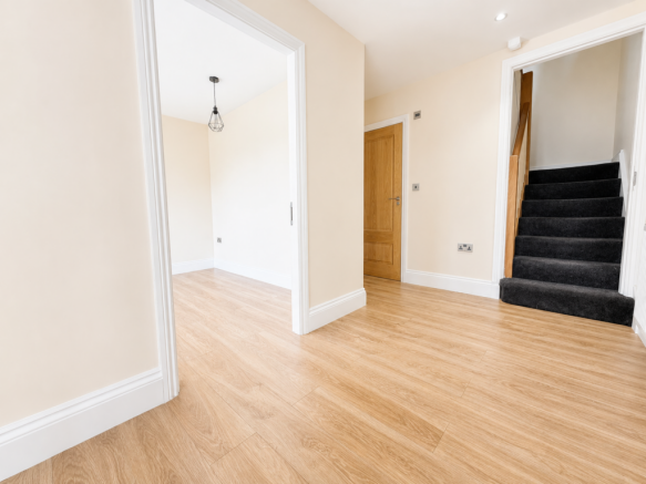 4 bed Semi-Detached for sale Image 7