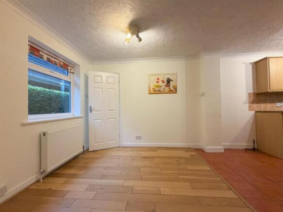 22 Northfield - Dining Area.jpeg