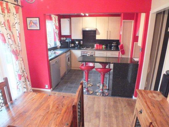 Kitchen/Dining Room