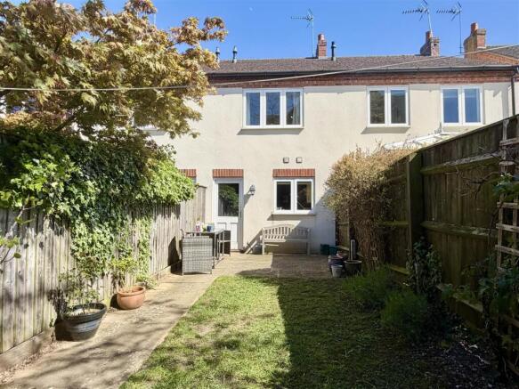 GARDEN TO HOUSE