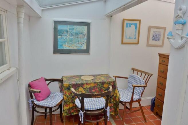 Utility dining space