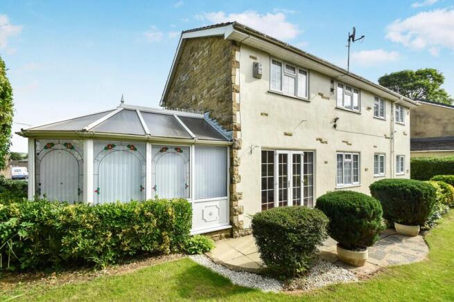 5 bed Detached for sale Image 10