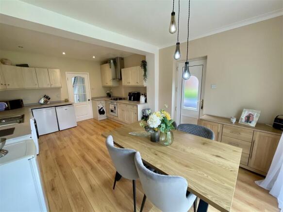 Kitchen / Diner
