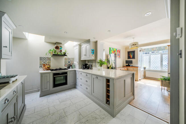 1440774-11-69d64f...