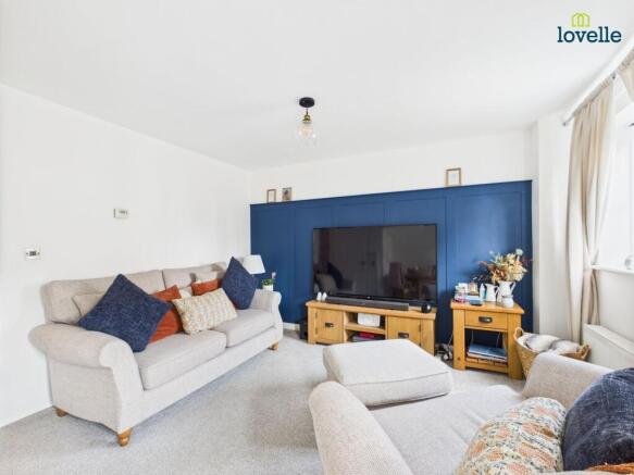 Living / Dining Area