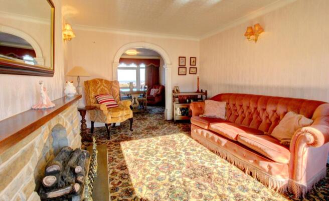 Lounge 2 