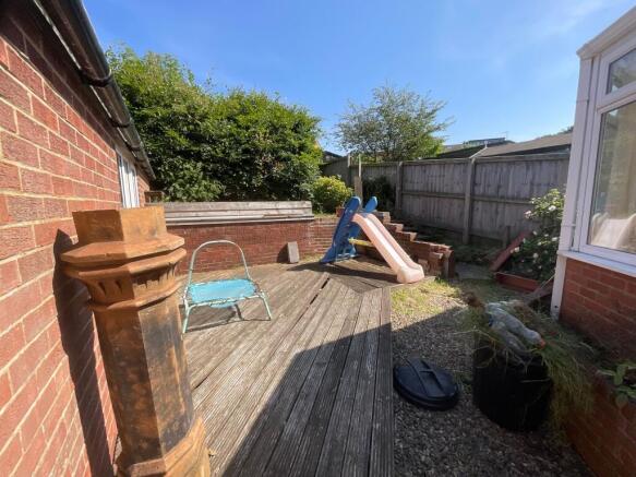 3 bed Semi-Detached to rent Image 5