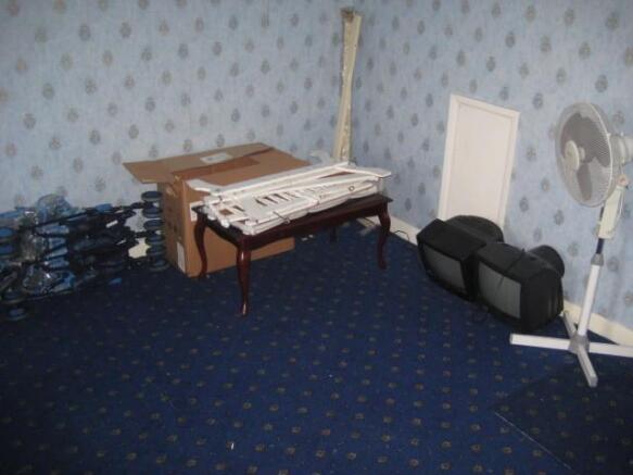 Photo 4