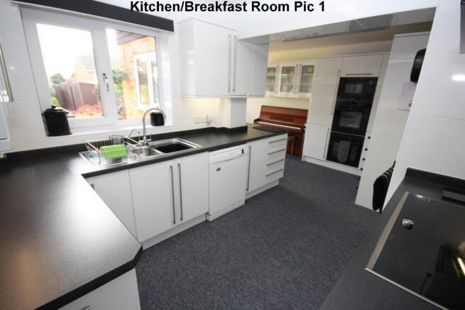 Kitchen/Breakfast 1