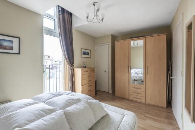 London House (6)