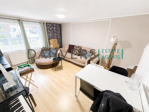 living room22.jpg