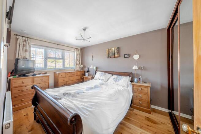 3 bed Link Detached House for sale Image 10