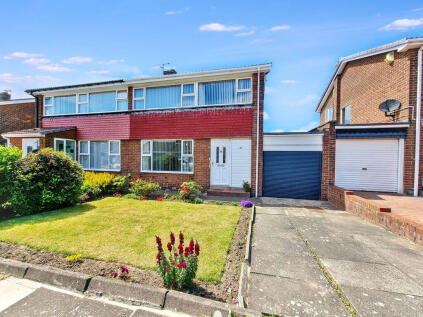 Chadderton Drive, Chapel House