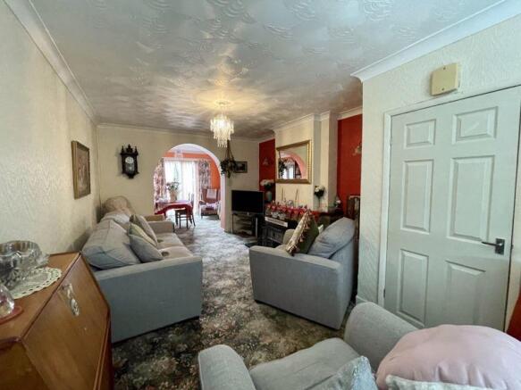 Living Room 01