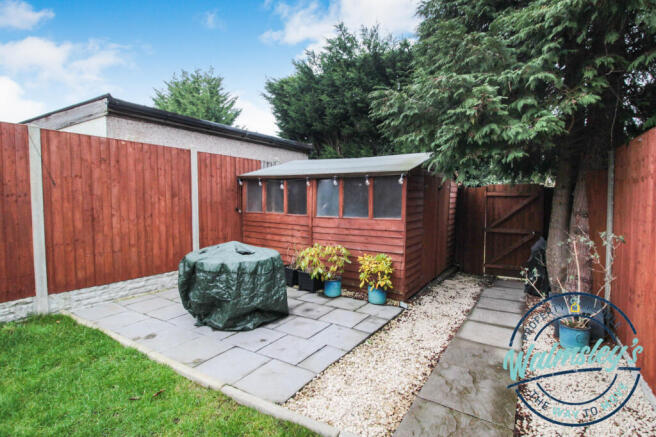 Garden shed & rear access