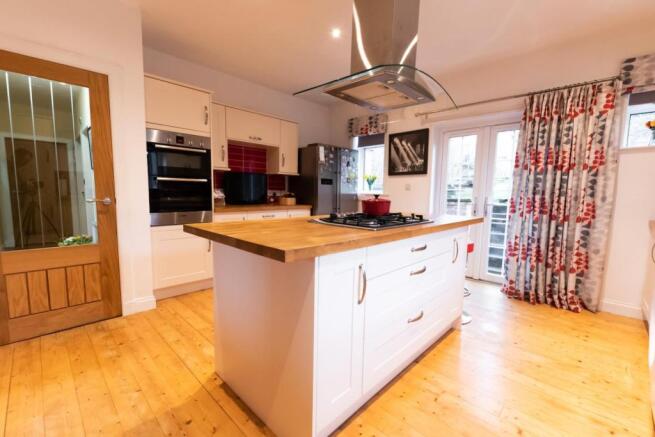 Kitchen (2)