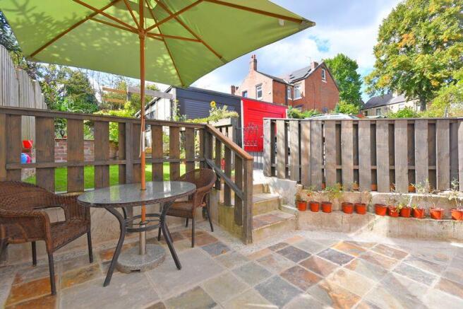 4 bed Semi-Detached to rent Image 10