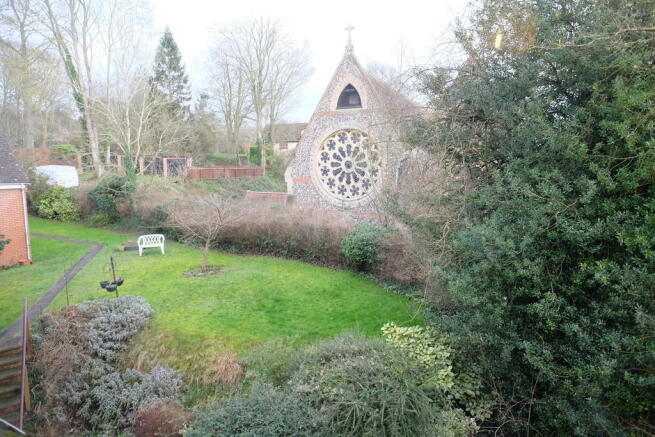 Photo 12