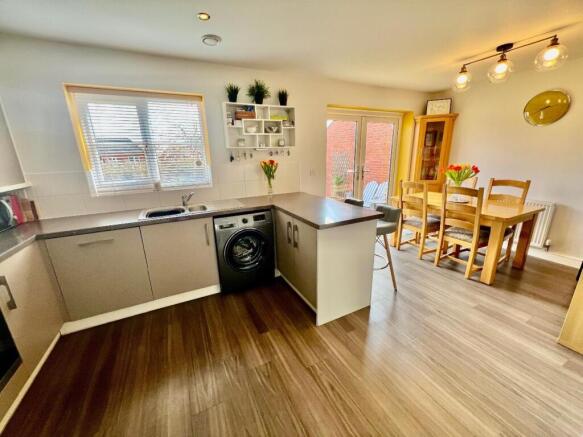 Kitchen/Dining Room