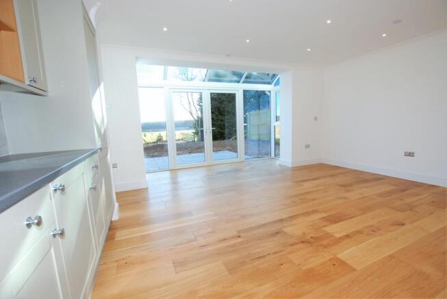 Dining/living room