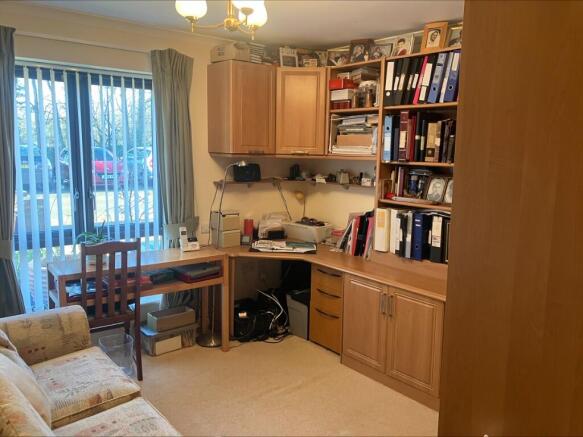 Photo 8
