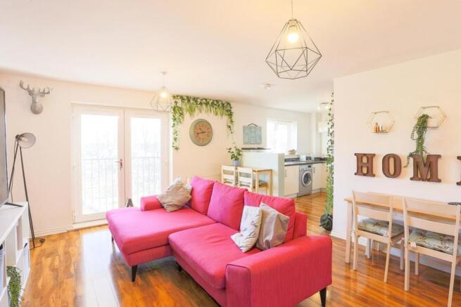 Lounge / Kitchen