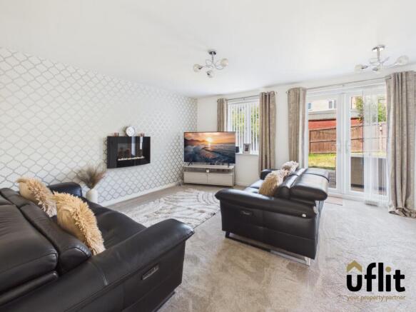3 bed Semi-Detached for sale Image 4