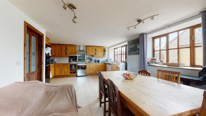 Kitchen / Diner