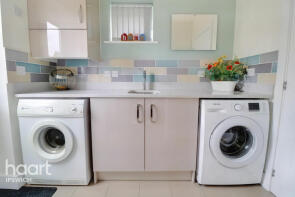 30, Elvedon Close, Ipswich IP3 9WE