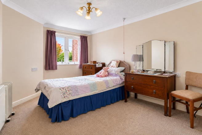 1 bed Retirement Property for sale Image 6