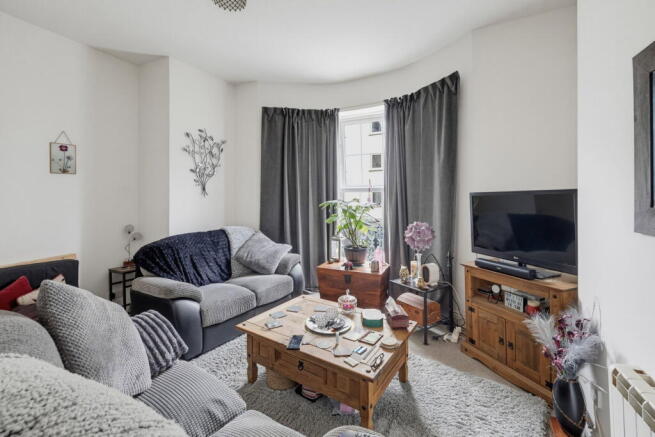 Radnor Place, Plymouth, PL4 8DW photo 4