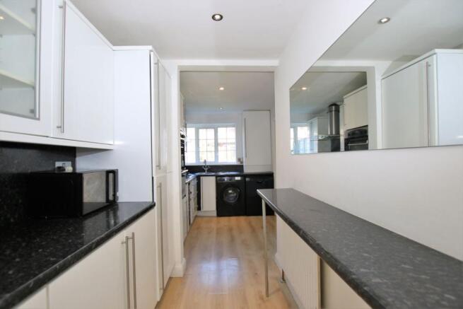 Kitchen/Breakfast
