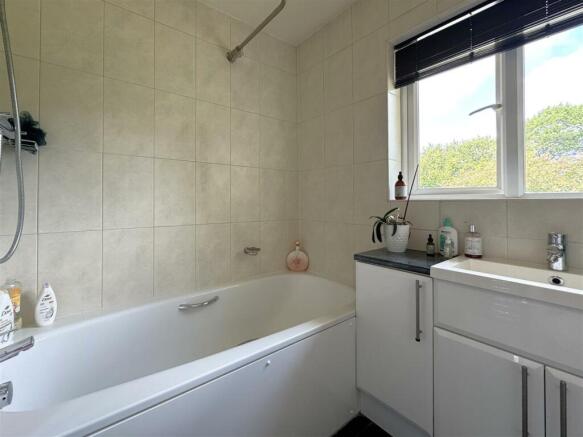 bathroom.JPEG