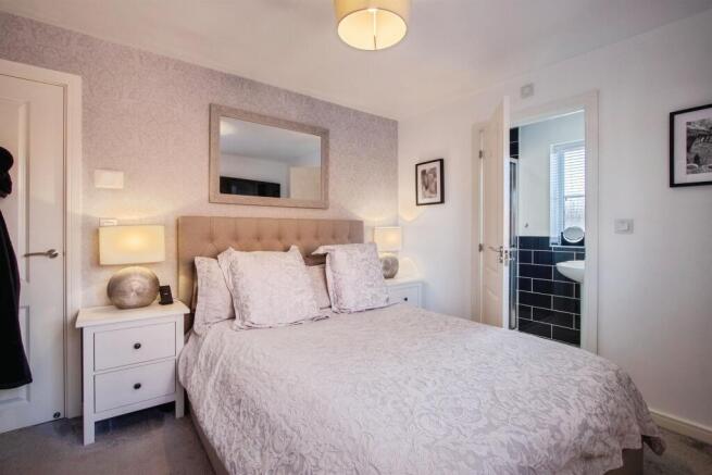 3 bed Detached for sale Image 9