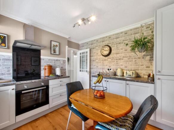 2 bed Detached Bungalow for sale Image 7