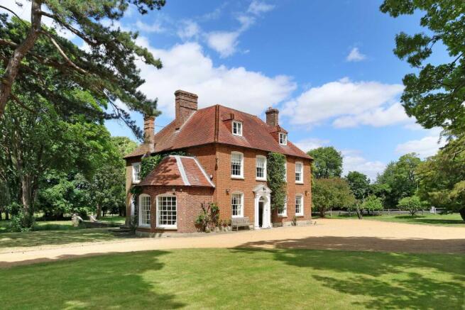 Copcourt Manor, Tetsworth, Oxfordshire, OX9 7DE