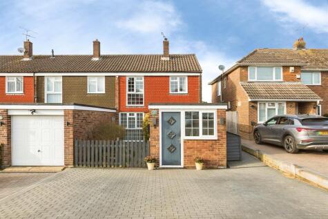 Fairway, Copthorne, Crawley