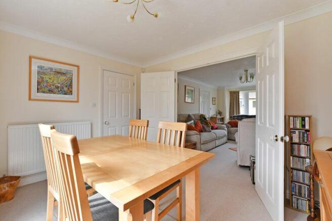 Dining into Lounge
