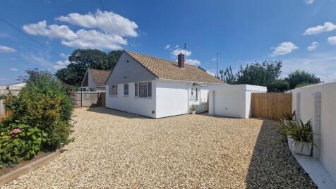 Fully refurbished bungalow in heart of Worle